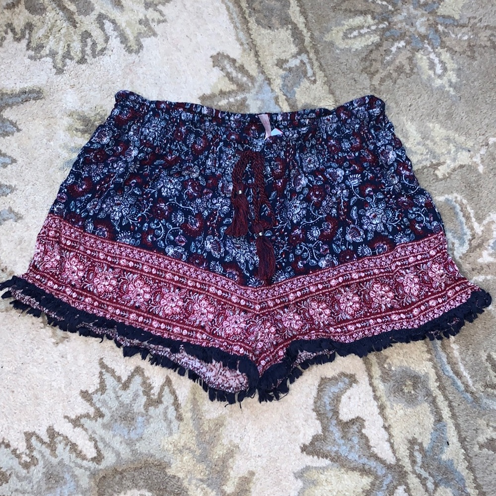 NoBo Patterned Flowy Shorts